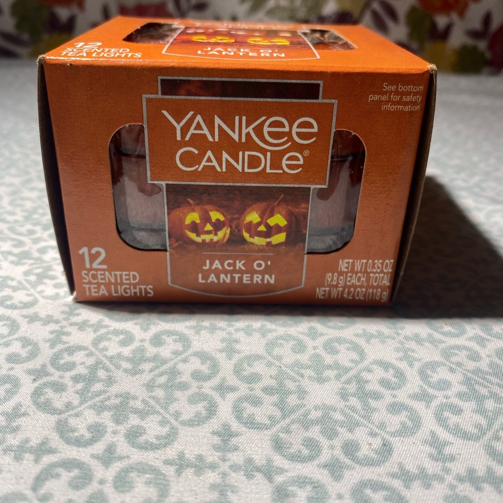 NIB - Yankee Candle Jack O’Lantern Scented Tea Lights